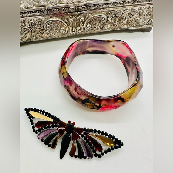 Vintage Butterfly Brooch and Rose Floral Bangle Bracelet - Picture 8 of 8